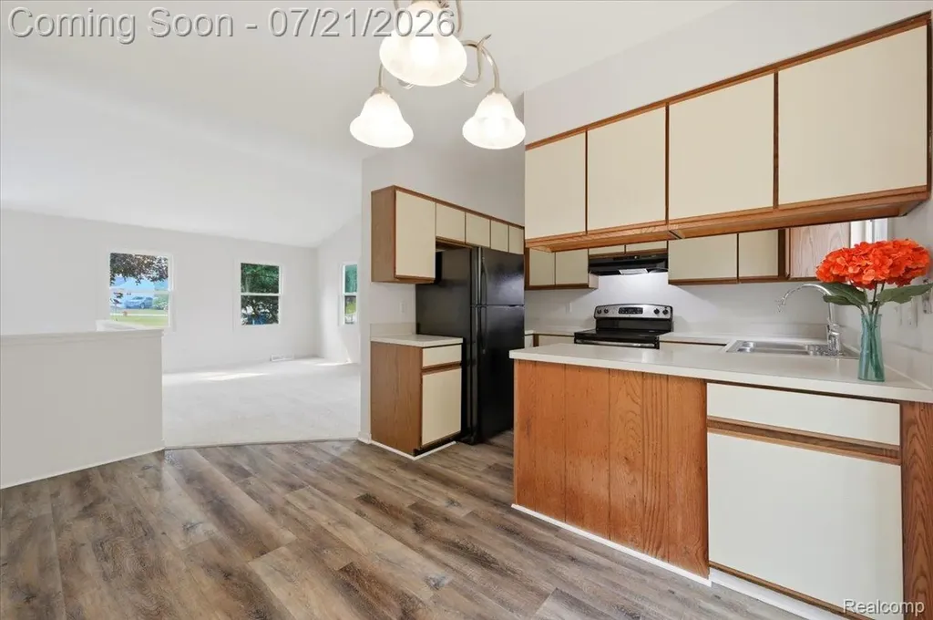 5608 Clinton River Drive Waterford Charter Township MI 48327