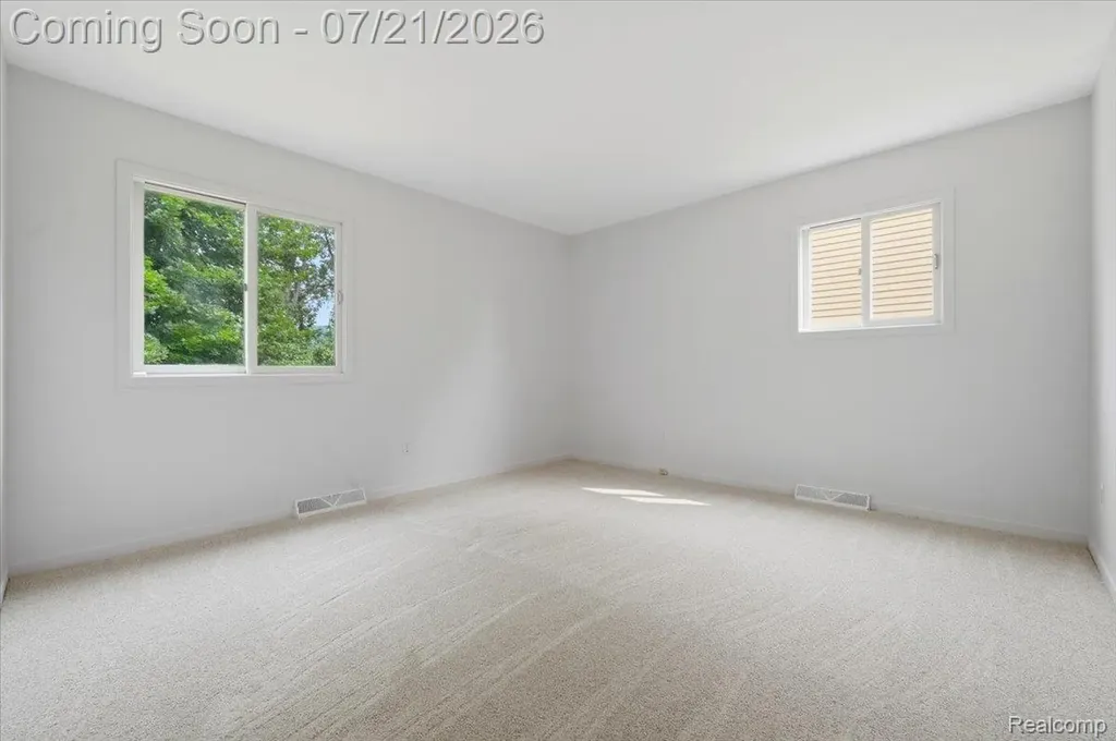5608 Clinton River Drive Waterford Charter Township MI 48327