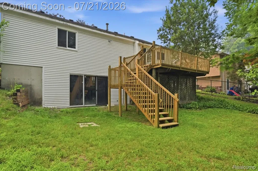 5608 Clinton River Drive Waterford Charter Township MI 48327