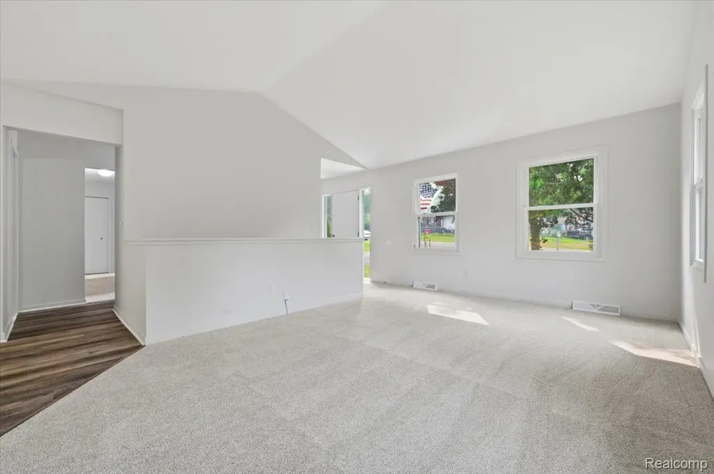 5608 Clinton River Drive Waterford Charter Township MI 48327