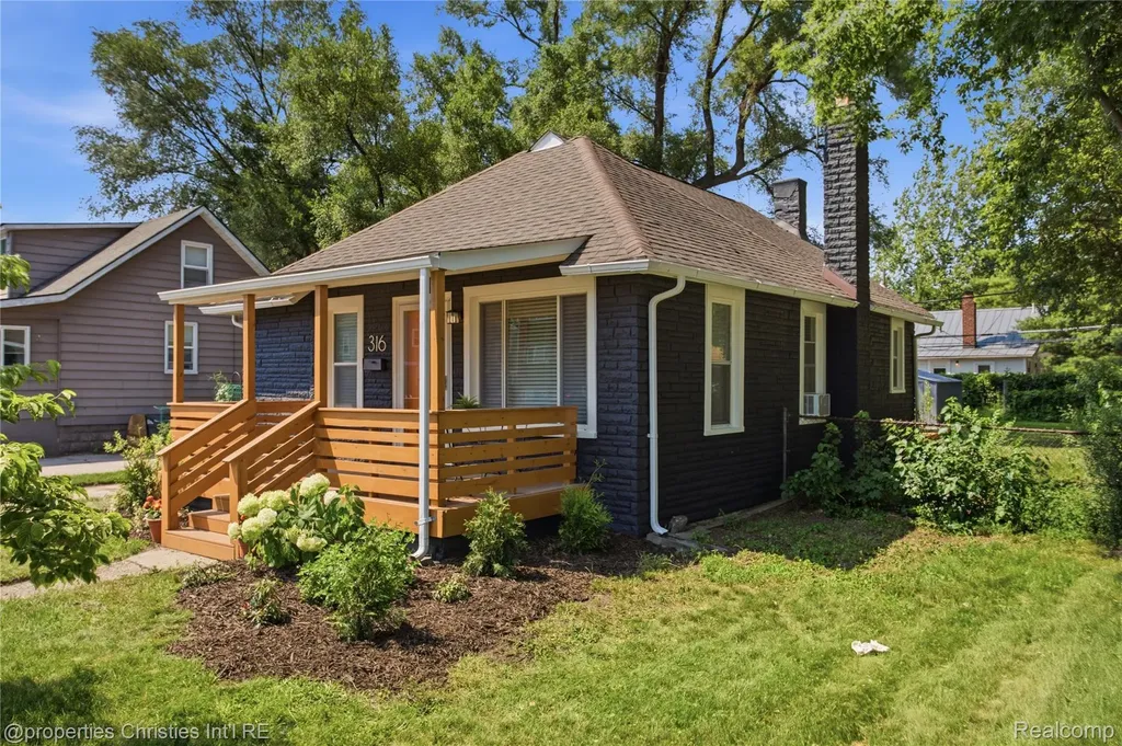 316 W Marshall Street Ferndale City MI 48220