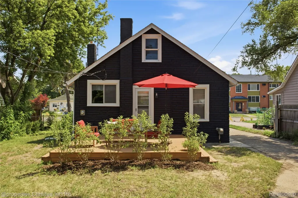 316 W Marshall Street Ferndale City MI 48220