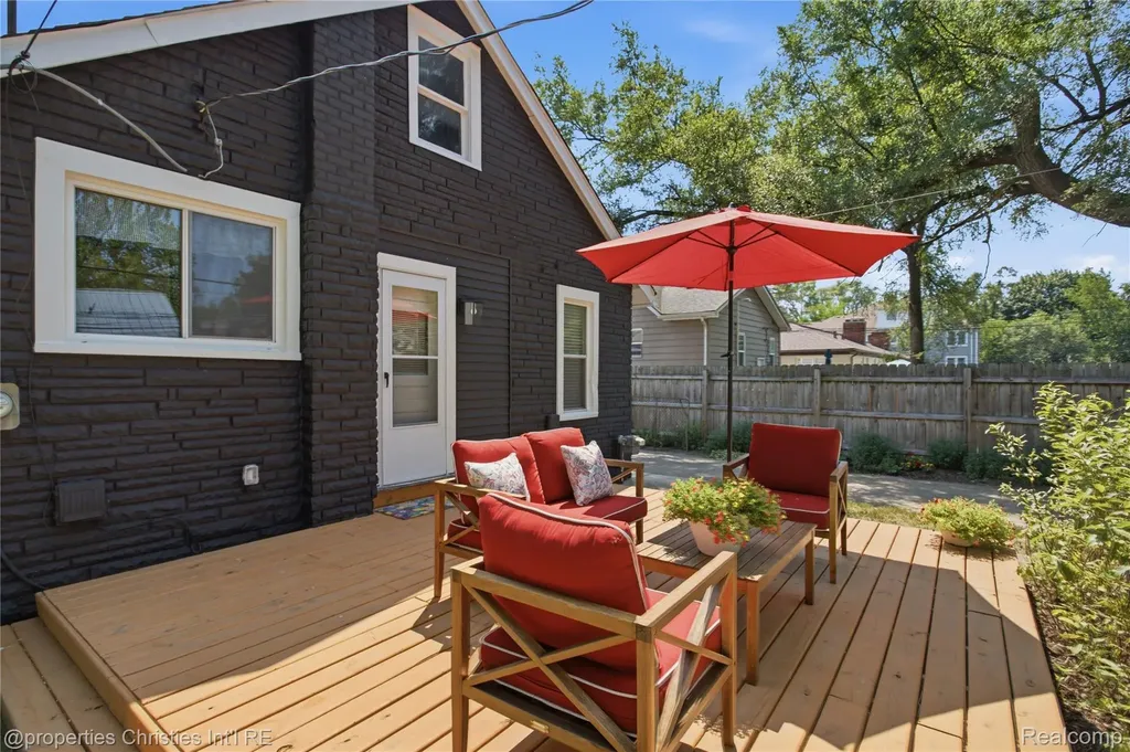 316 W Marshall Street Ferndale City MI 48220