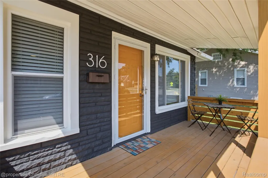 316 W Marshall Street Ferndale City MI 48220