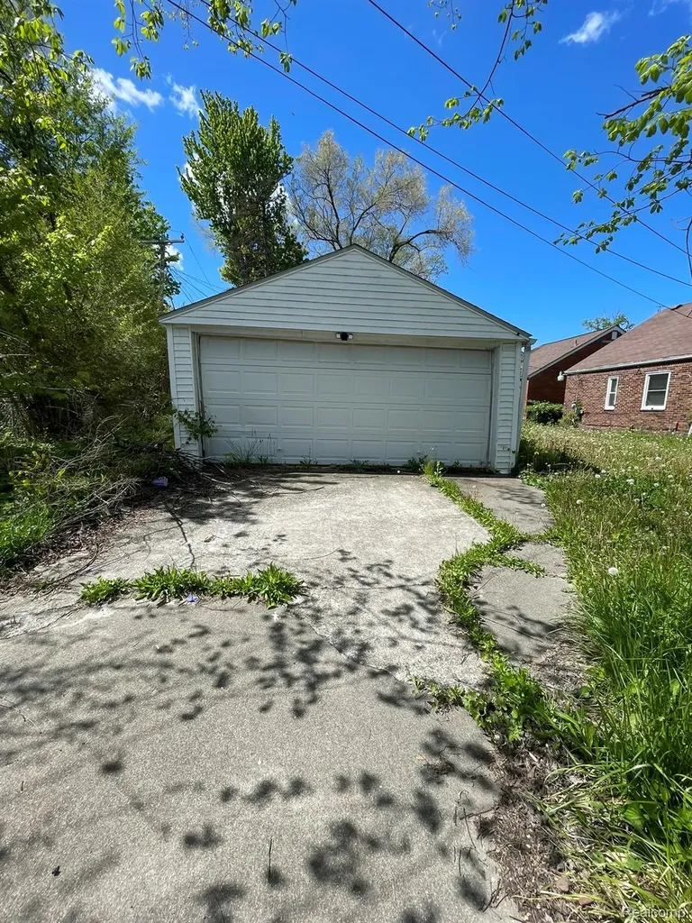 11326 Wayburn Street Detroit City MI 48224