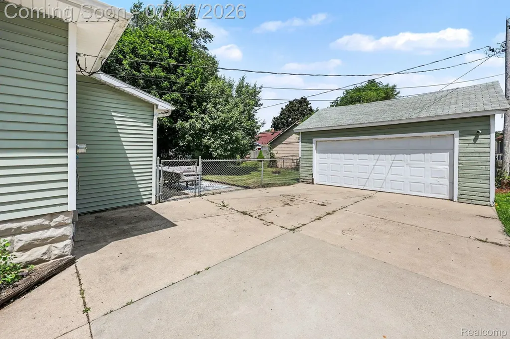 200 Cass Avenue Summit Township MI 49203