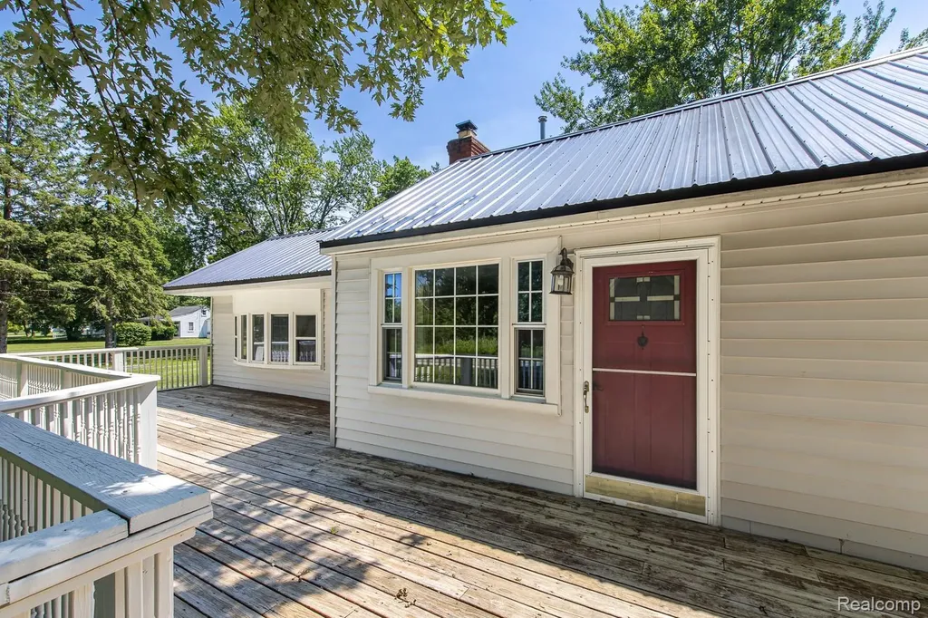 43995 Bemis Road Sumpter Township MI 48111