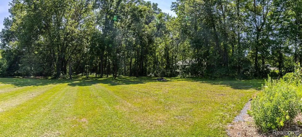 43995 Bemis Road Sumpter Township MI 48111