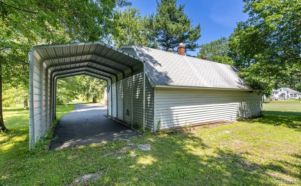 43995 Bemis Road Sumpter Township MI 48111