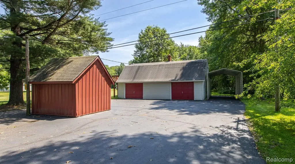 43995 Bemis Road Sumpter Township MI 48111