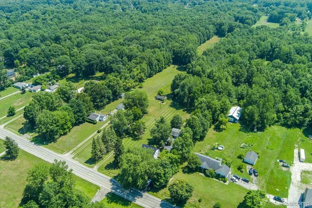 43995 Bemis Road Sumpter Township MI 48111