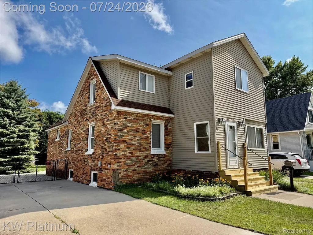 1111 Minnie Street Port Huron City MI 48060