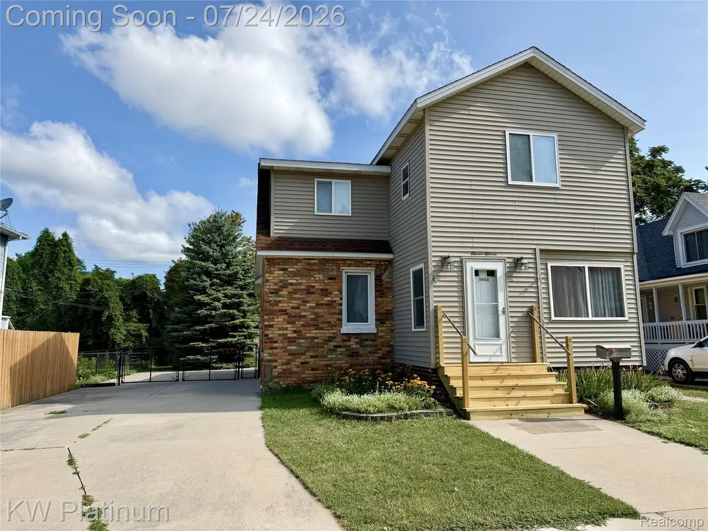 1111 Minnie Street Port Huron City MI 48060