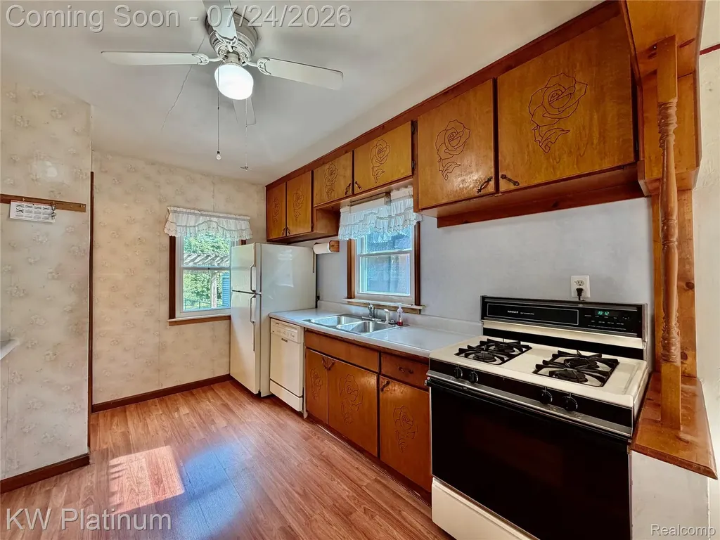 1111 Minnie Street Port Huron City MI 48060