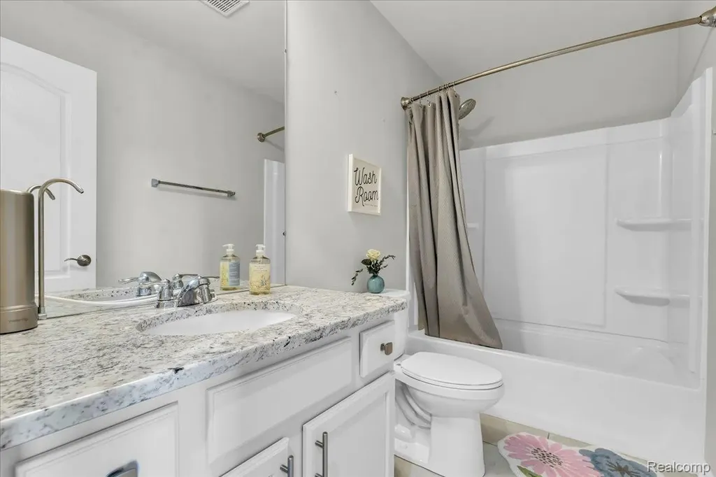 174 S Mill Street Plymouth City MI 48170
