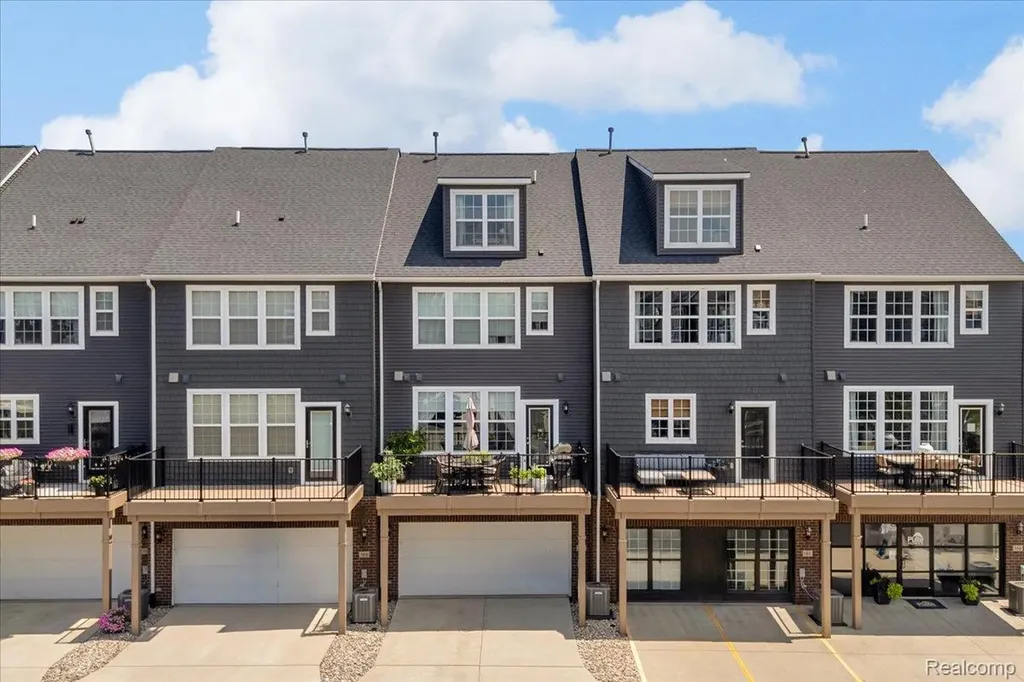 174 S Mill Street Plymouth City MI 48170