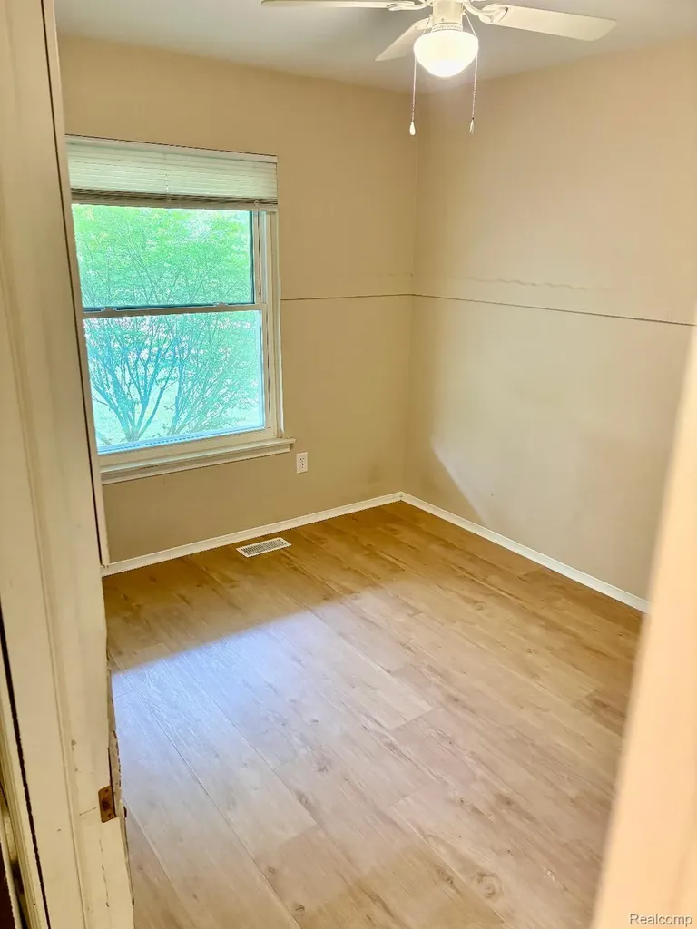 22725 Armstrong Avenue Brownstown Charter Township MI 48193