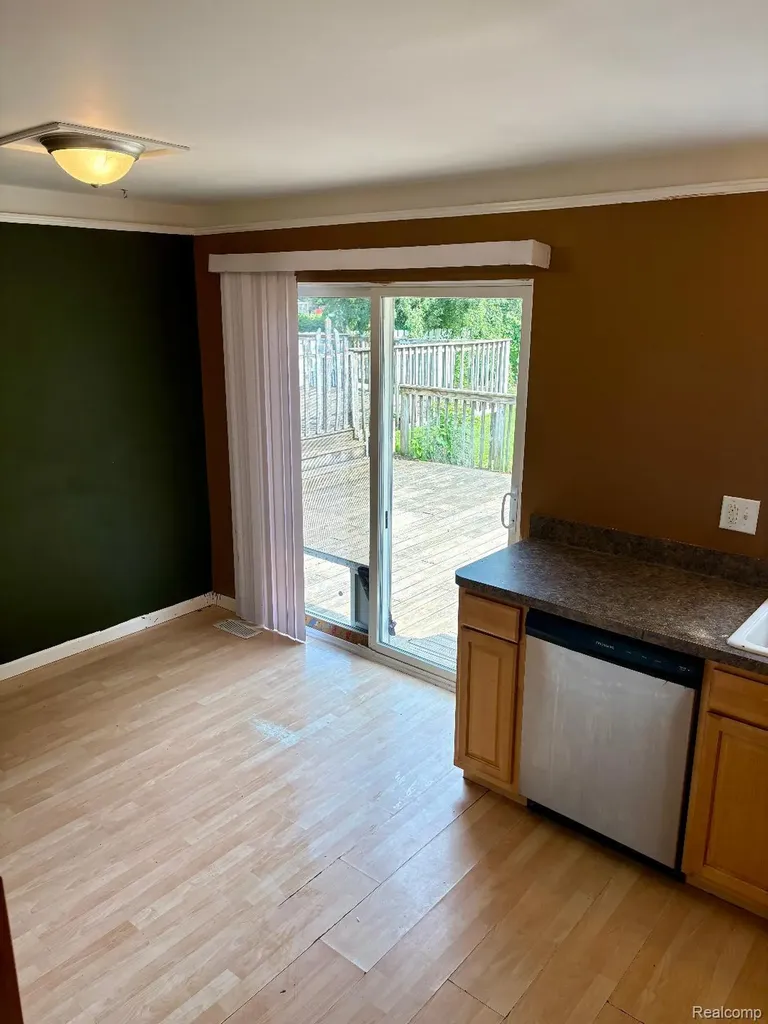 22725 Armstrong Avenue Brownstown Charter Township MI 48193