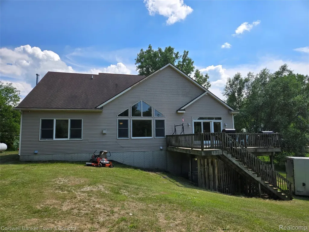 11428 Clark Road Springfield Charter Township MI 48350