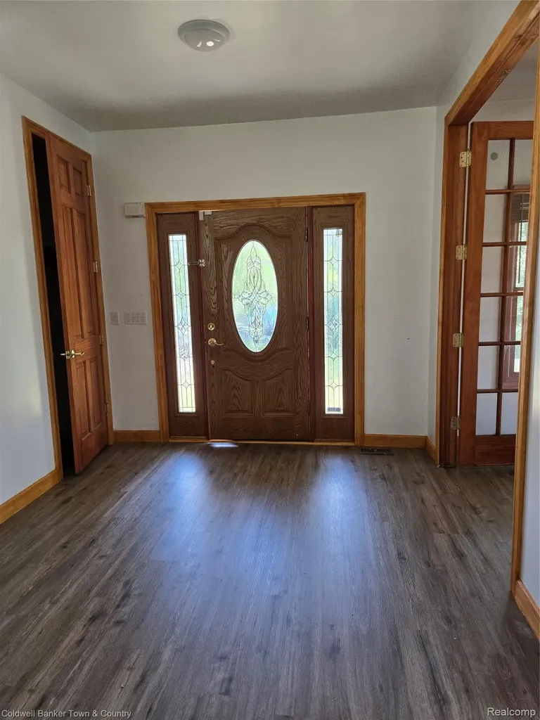 11428 Clark Road Springfield Charter Township MI 48350