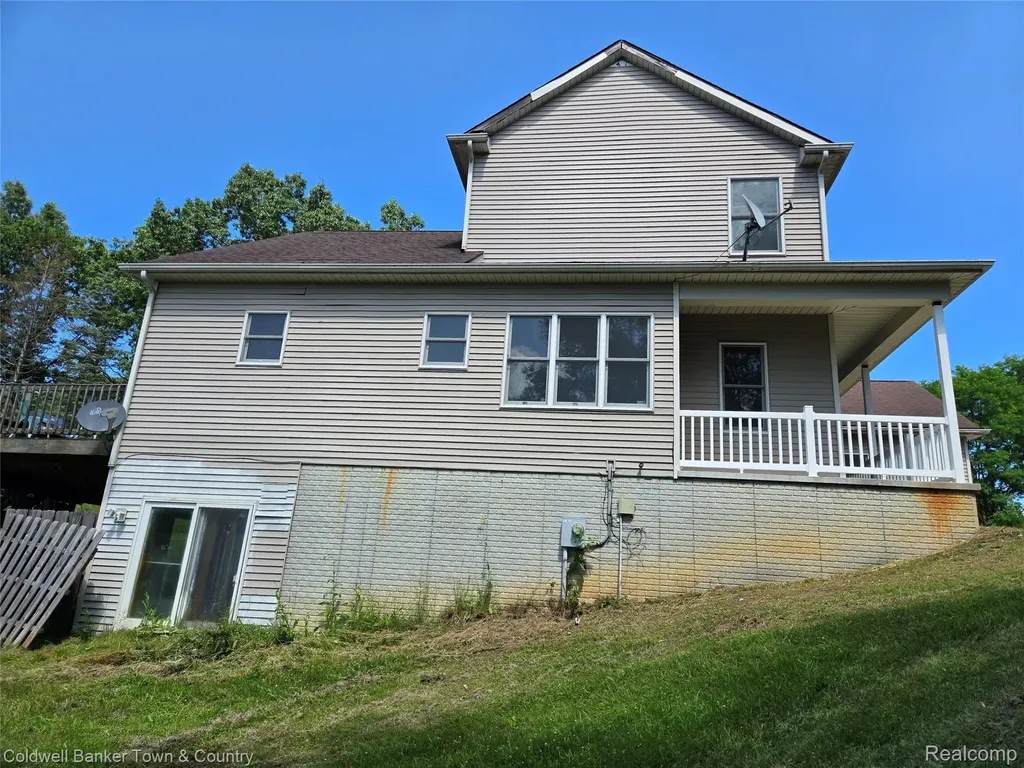 11428 Clark Road Springfield Charter Township MI 48350