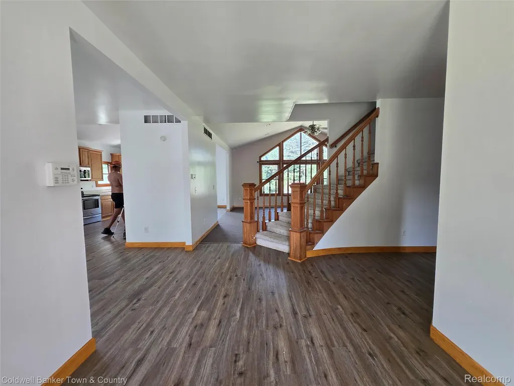 11428 Clark Road Springfield Charter Township MI 48350