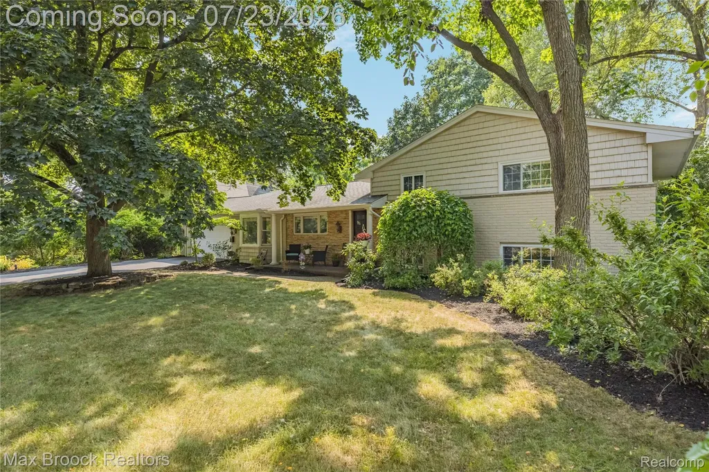 520 Hillboro Drive Bloomfield Hills City MI 48301