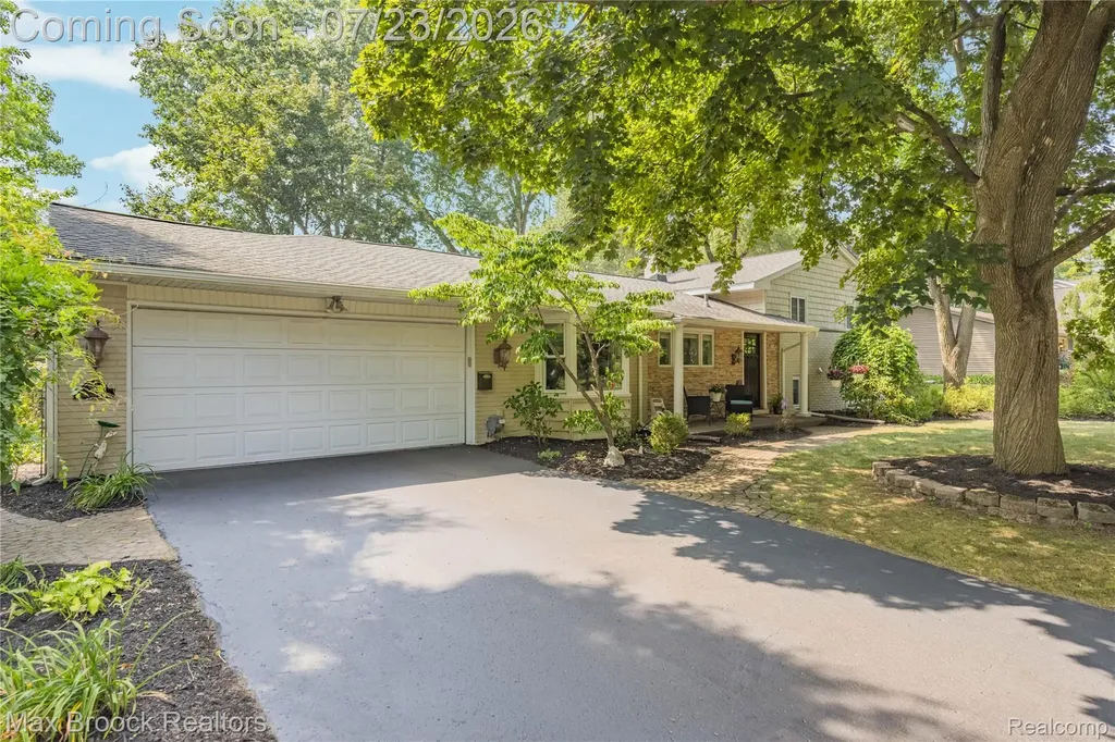 520 Hillboro Drive Bloomfield Hills City MI 48301