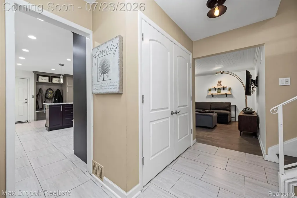520 Hillboro Drive Bloomfield Hills City MI 48301