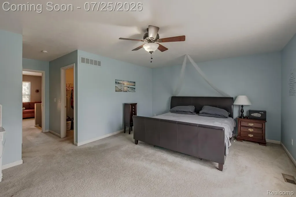 2550 Compton Drive Waterford Charter Township MI 48329