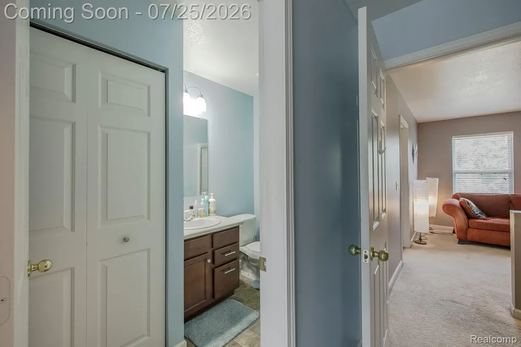 2550 Compton Drive Waterford Charter Township MI 48329