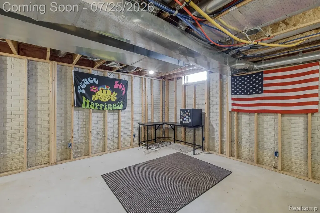 2550 Compton Drive Waterford Charter Township MI 48329