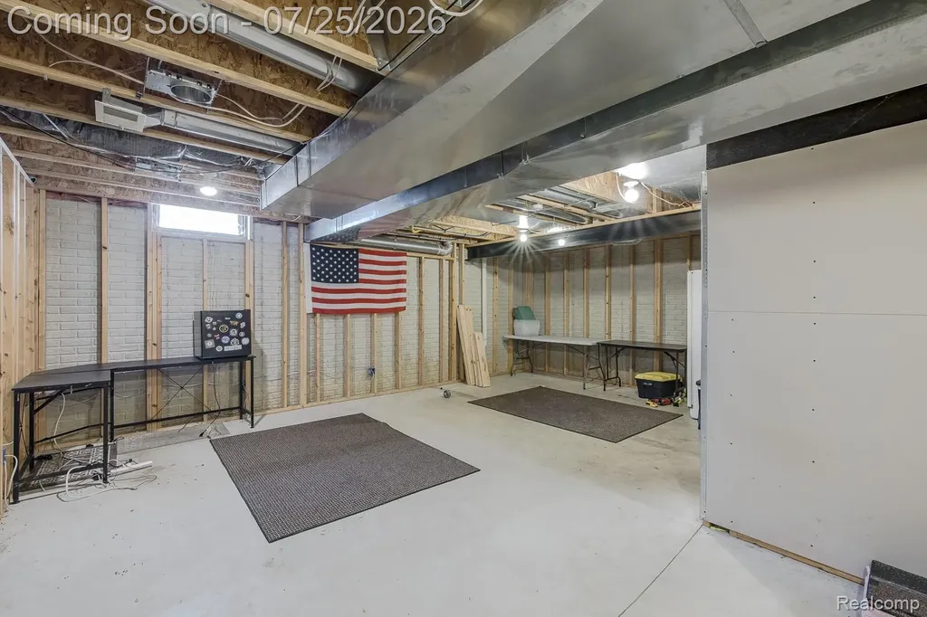 2550 Compton Drive Waterford Charter Township MI 48329