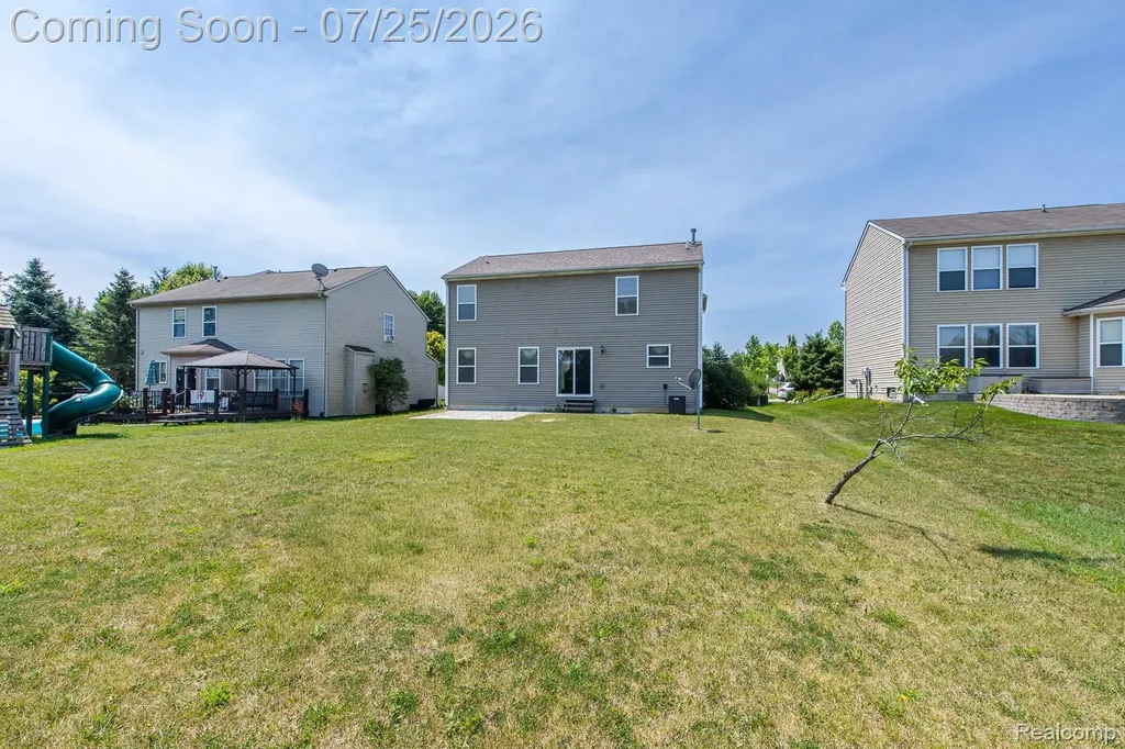 2550 Compton Drive Waterford Charter Township MI 48329