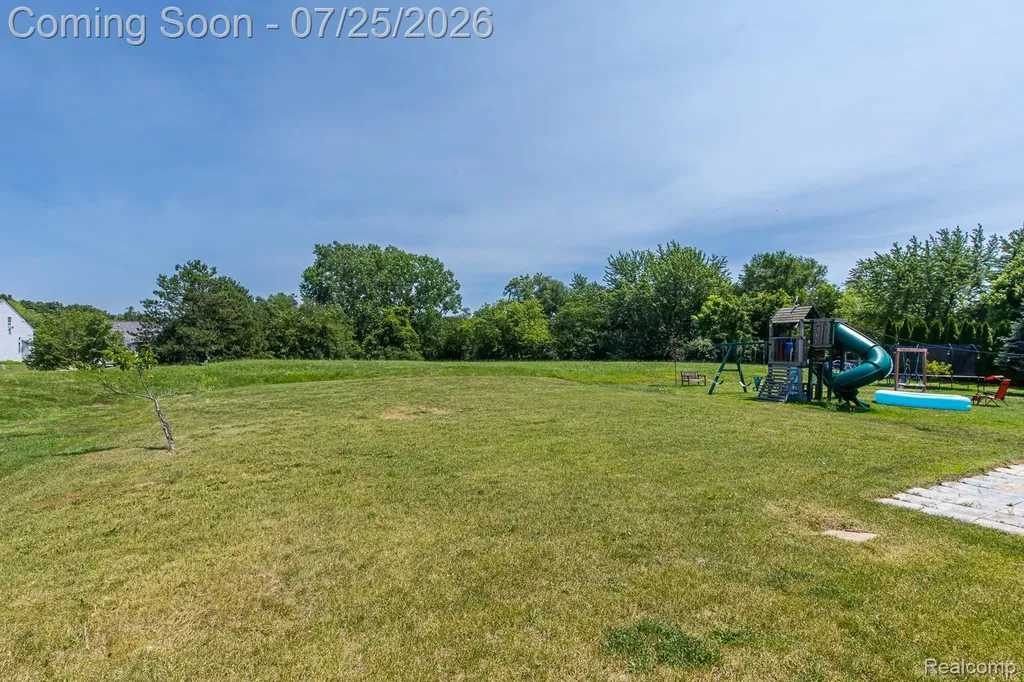 2550 Compton Drive Waterford Charter Township MI 48329