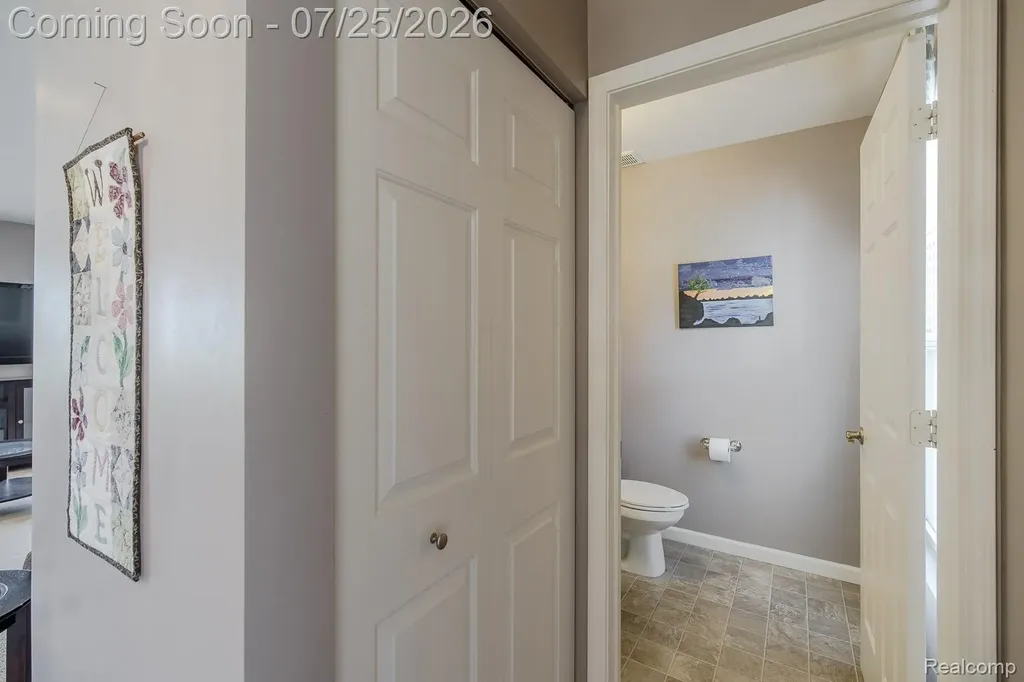 2550 Compton Drive Waterford Charter Township MI 48329