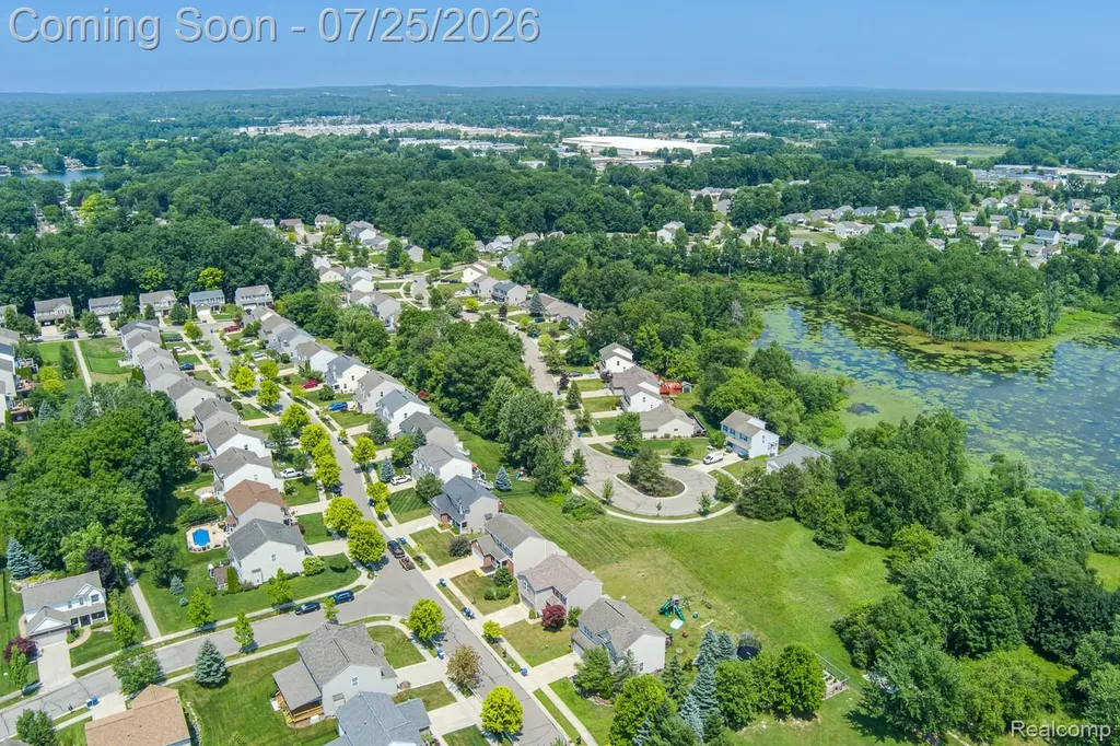 2550 Compton Drive Waterford Charter Township MI 48329