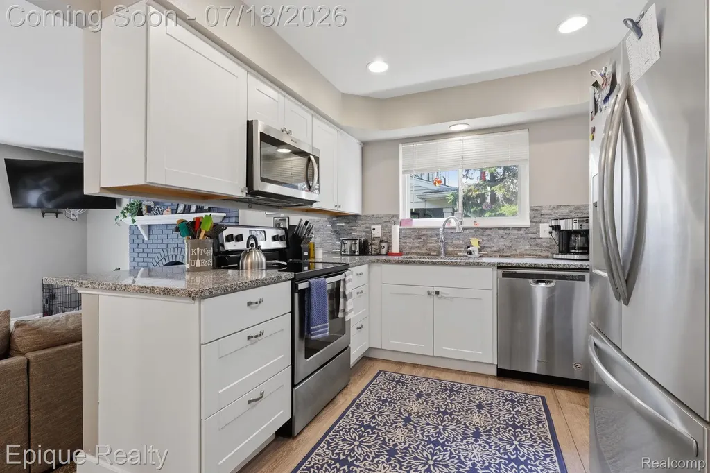 35226 Collingwood Drive Sterling Heights City MI 48312