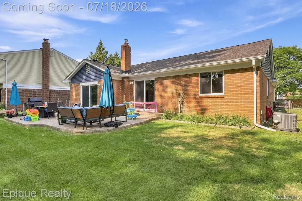 35226 Collingwood Drive Sterling Heights City MI 48312