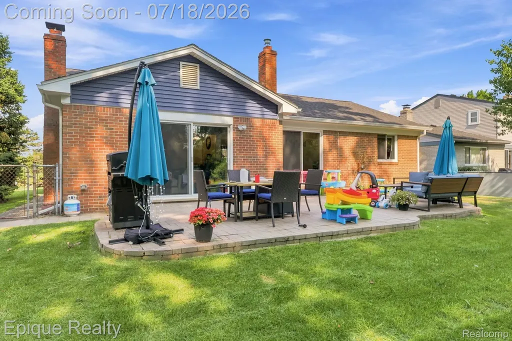 35226 Collingwood Drive Sterling Heights City MI 48312