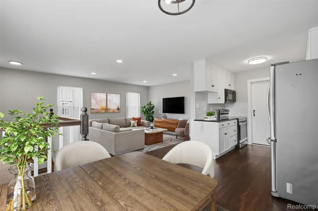 22886 Talford Street Novi City MI 48375