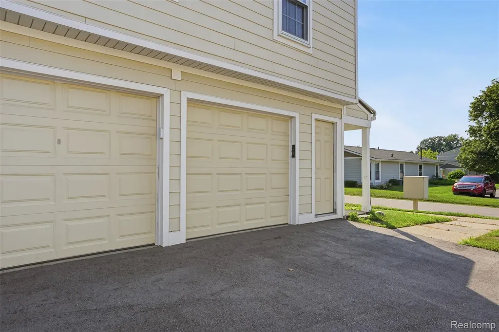 22886 Talford Street Novi City MI 48375