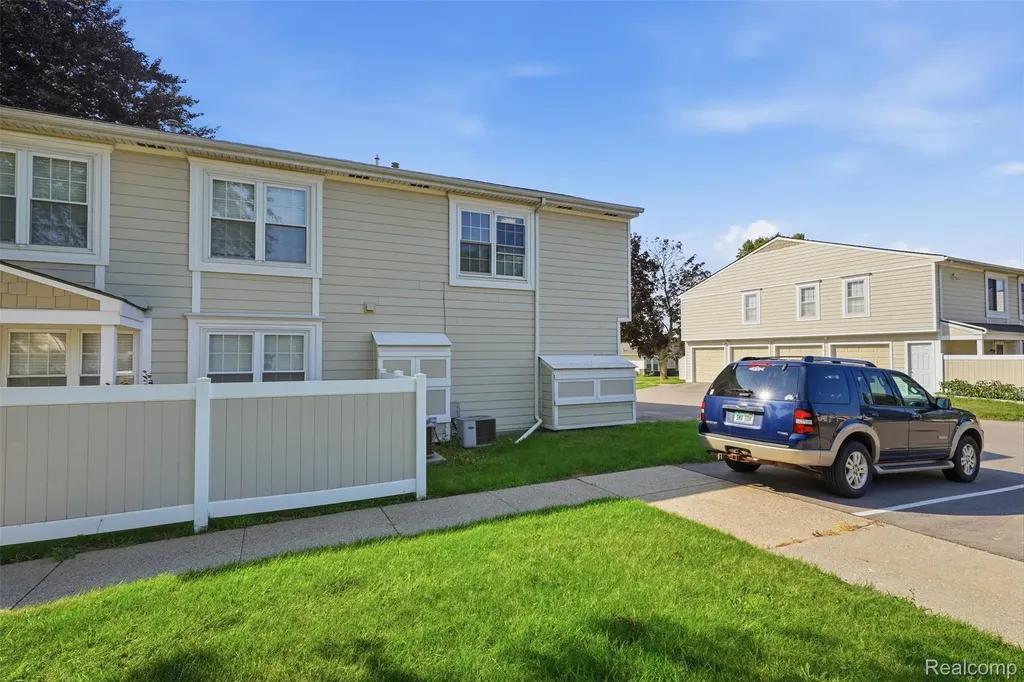 22886 Talford Street Novi City MI 48375