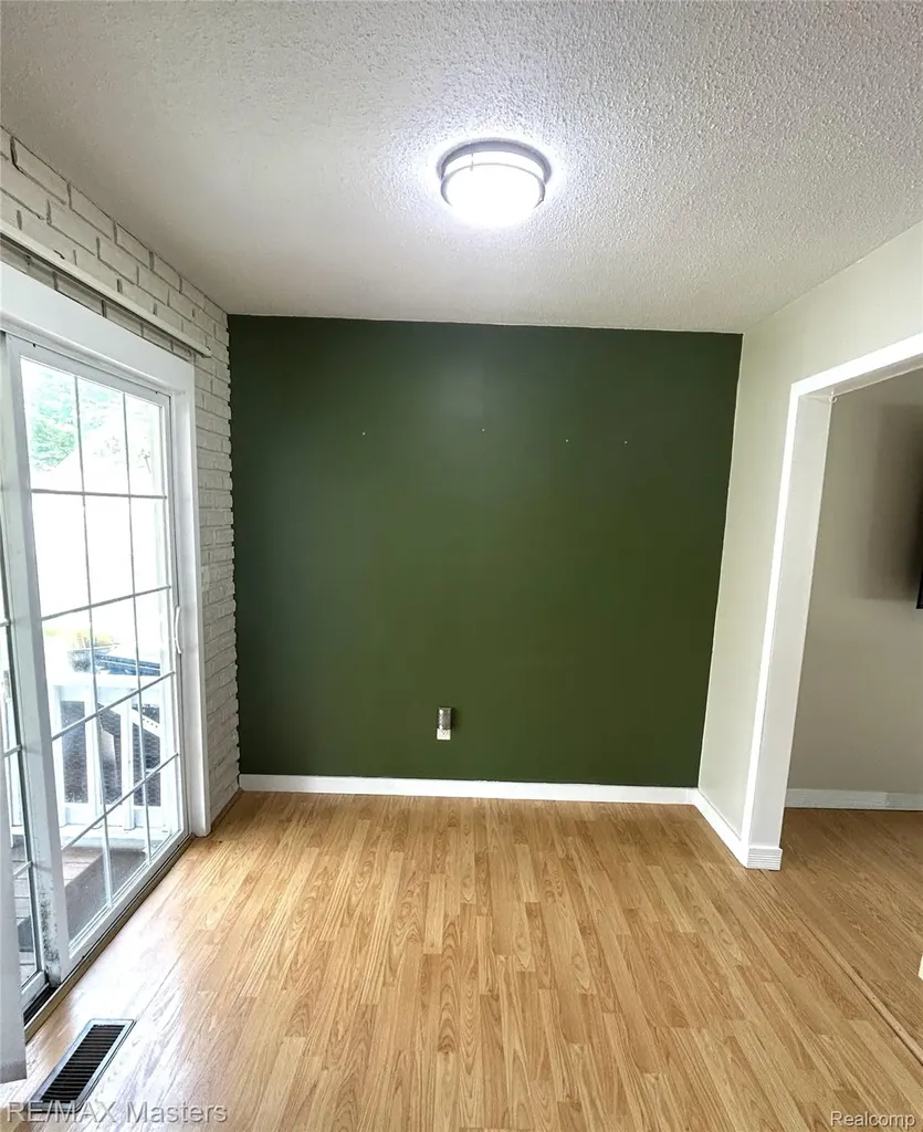637 Dane Drive Monroe City MI 48162
