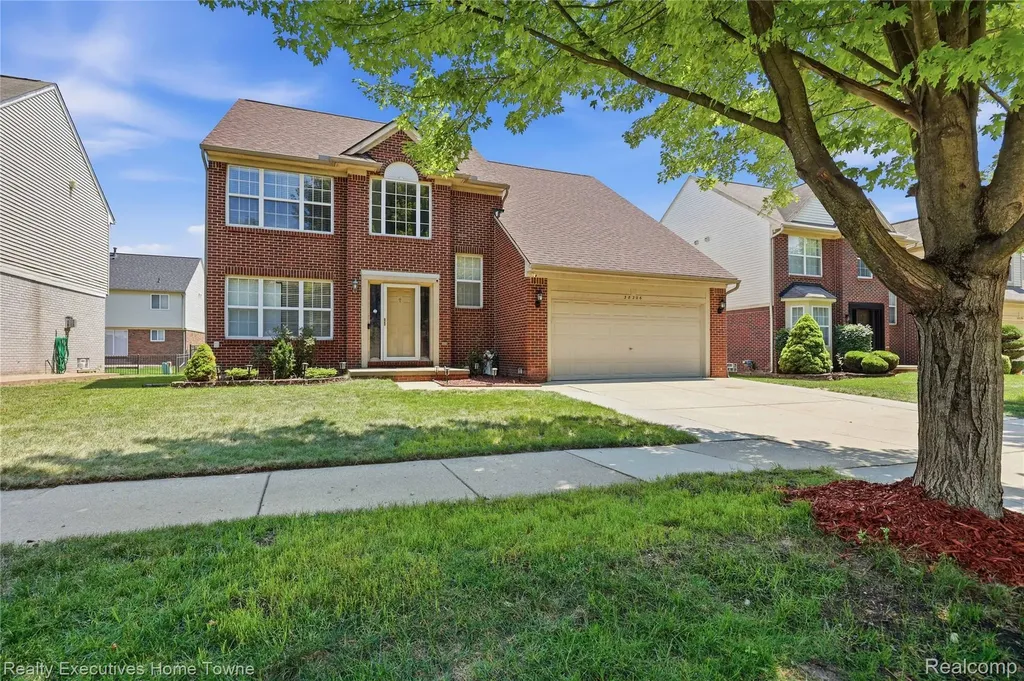 38206 Brook Drive Sterling Heights City MI 48312