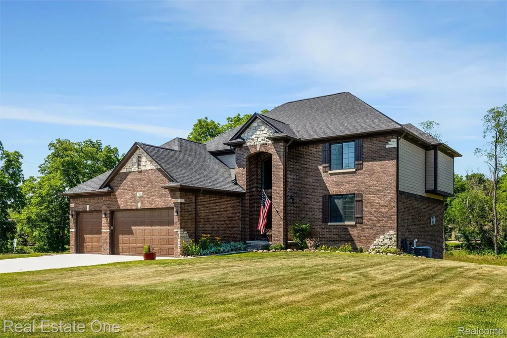 2983 28 Mile Road Washington Township MI 48094