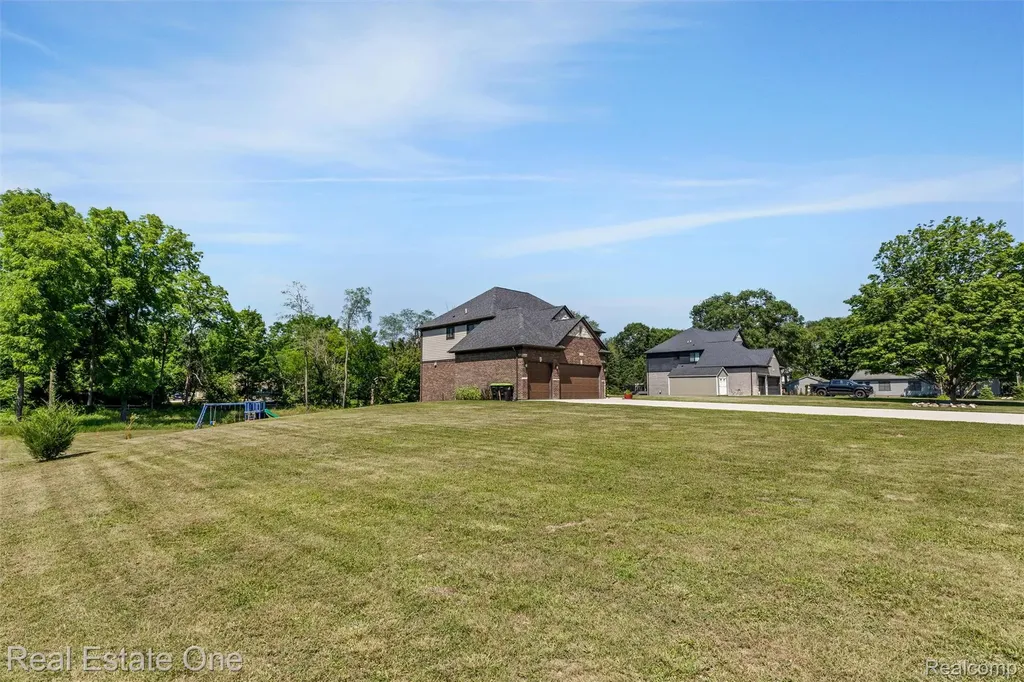 2983 28 Mile Road Washington Township MI 48094