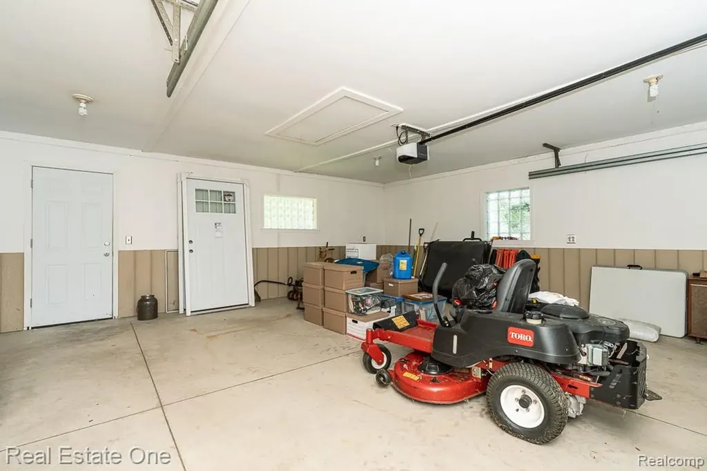 5055 Eastbrook Court Shelby Charter Township MI 48316