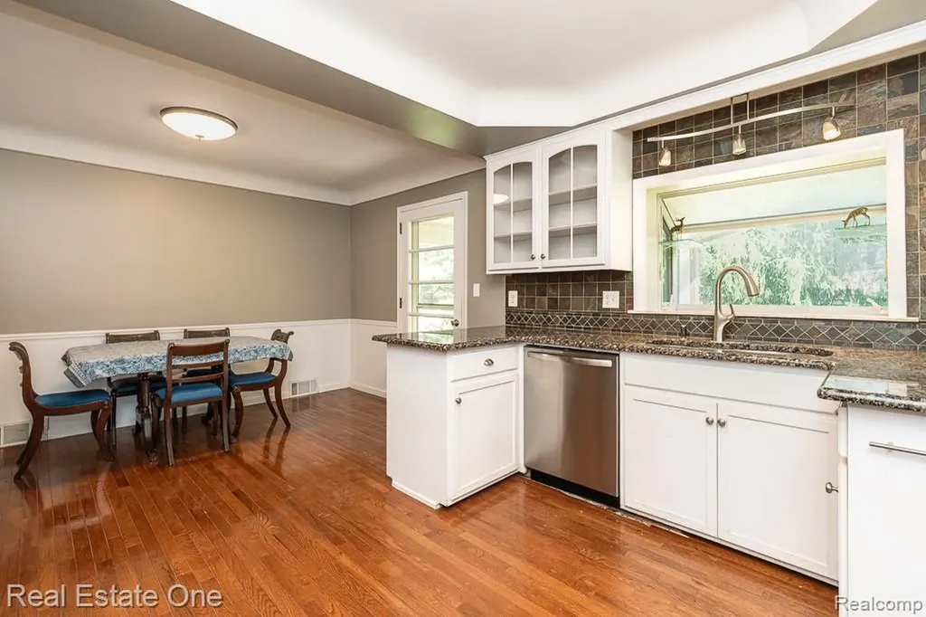 5055 Eastbrook Court Shelby Charter Township MI 48316