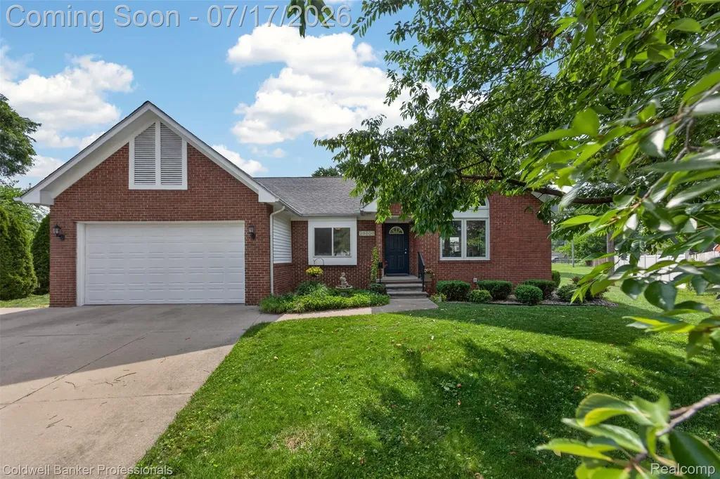26606 Hales Street Madison Heights City MI 48071